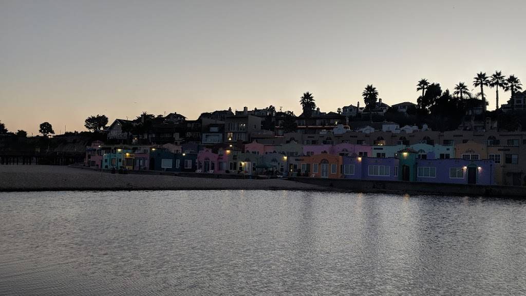 Bay Bar & Grill | restaurant | 209 Esplanade, Capitola, CA 95010, USA | 8318542244 OR +1 831-854-2244