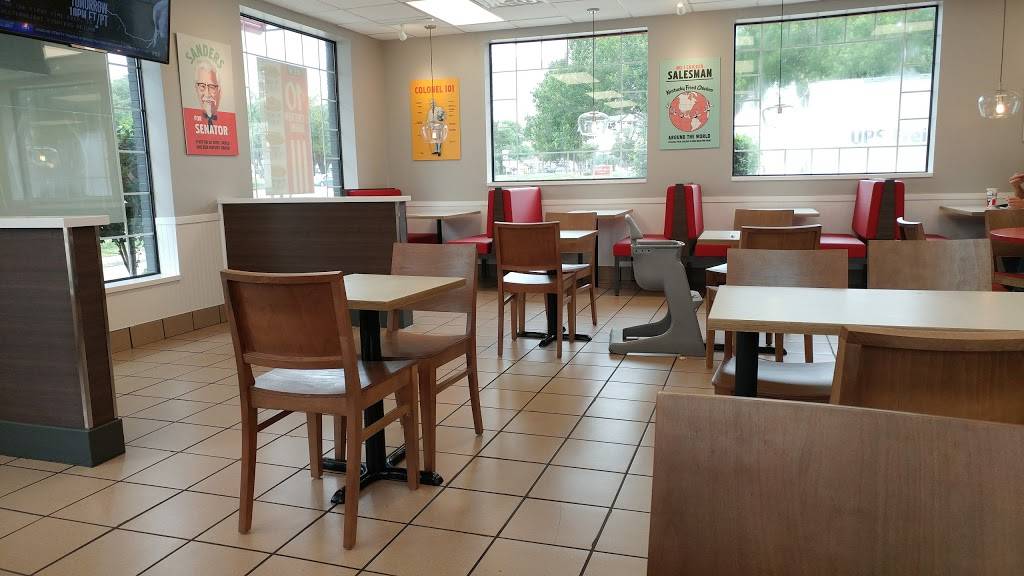 KFC | restaurant | 2636 Midway Rd, Carrollton, TX 75006, USA | 9723883904 OR +1 972-388-3904