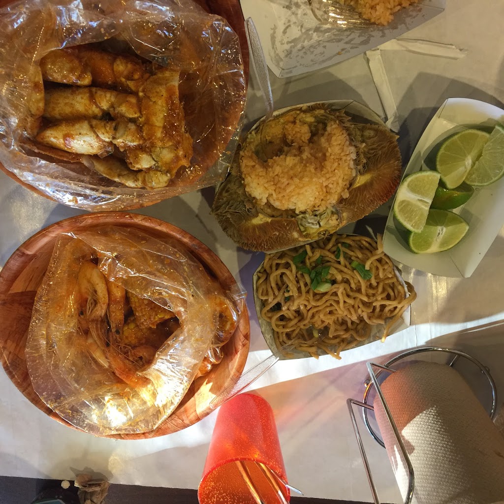 Hang Ten Boiler | restaurant | 545 Southland Dr Ste. 20, Hayward, CA 94545, USA | 5108878288 OR +1 510-887-8288