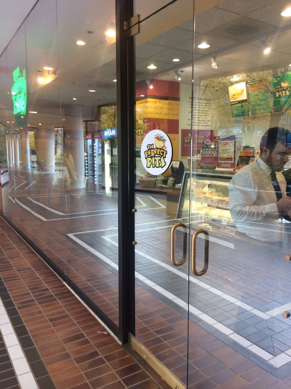 The Perfect Pita | restaurant | 2345 Crystal Dr, Arlington, VA 22202, USA | 7034129440 OR +1 703-412-9440
