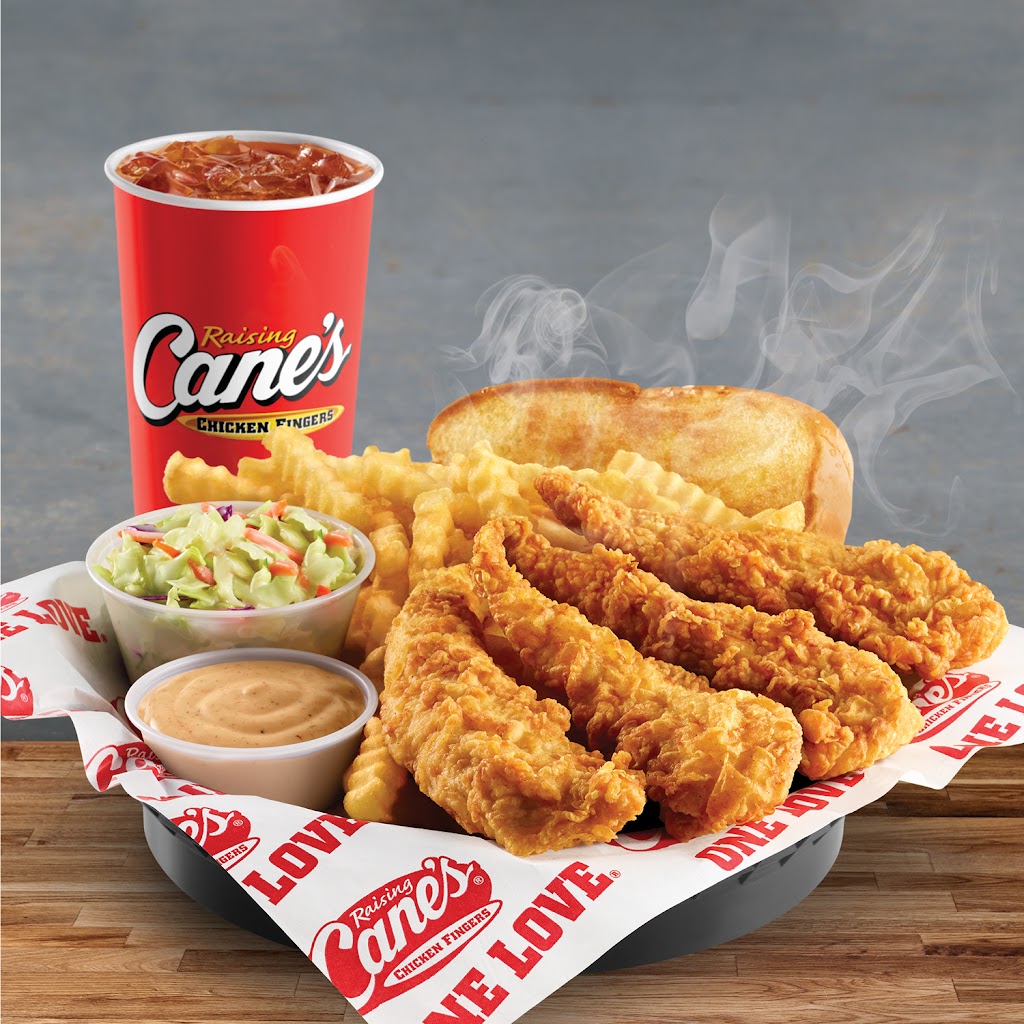 Raising Canes Chicken Fingers | meal takeaway | 206 Thomas Rd, West Monroe, LA 71291, USA | 3183223118 OR +1 318-322-3118