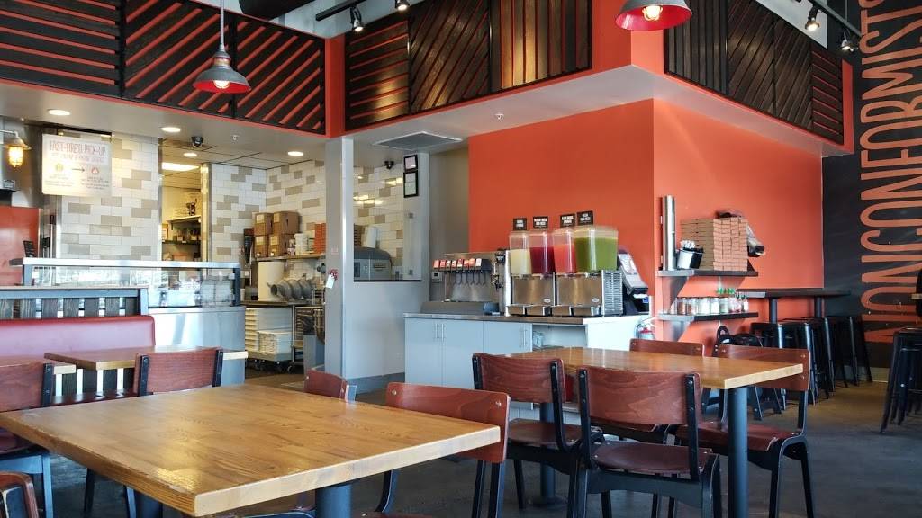 Blaze Pizza | meal takeaway | 5620 Paseo Del Norte, Carlsbad, CA 92008, USA | 7608945029 OR +1 760-894-5029