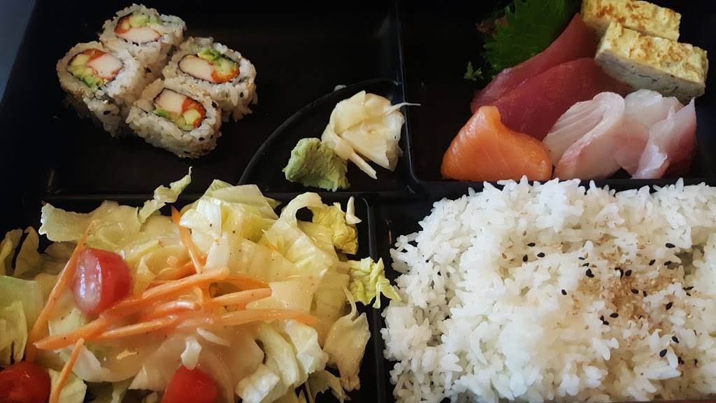 Fortune Wok & Sushi | restaurant | 14537 Metcalf Ave, Overland Park, KS 66223, USA | 9136818863 OR +1 913-681-8863