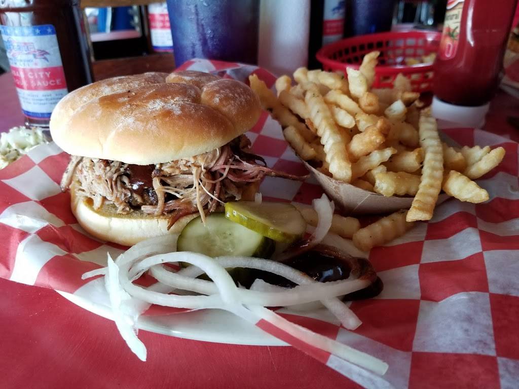 Dixie Grill | restaurant | 4111, 99-016 Kamehameha Hwy, Aiea, HI 96701, USA | 8084852722 OR +1 808-485-2722