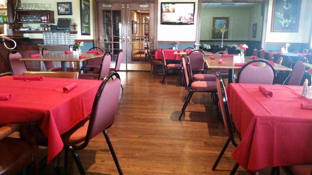 Woodys On the Hill Bar & Grille | restaurant | 170 Country Club Rd, Aurora, IN 47001, USA | 8129261747 OR +1 812-926-1747