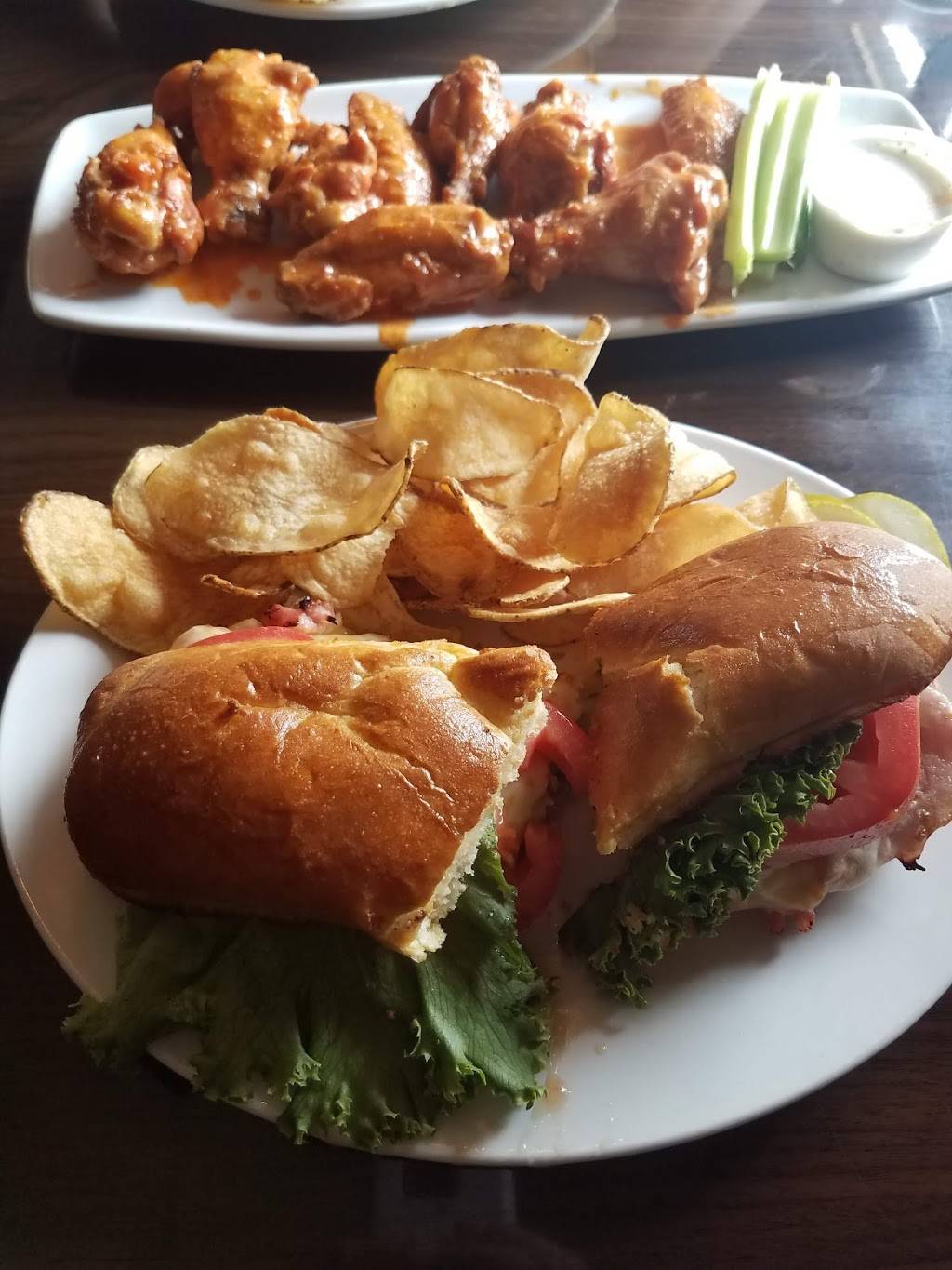 Salvadores Pizzeria | restaurant | 3218 Dixie Hwy, Erlanger, KY 41018, USA | 8597271155 OR +1 859-727-1155