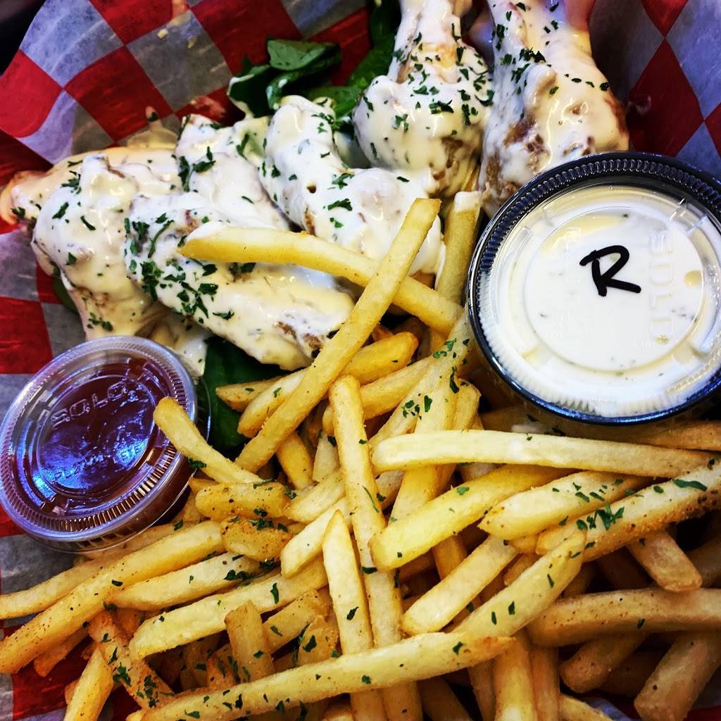 Wingin it Wings | restaurant | 900 W Marshall St, Norristown, PA 19401, USA | 6102792548 OR +1 610-279-2548