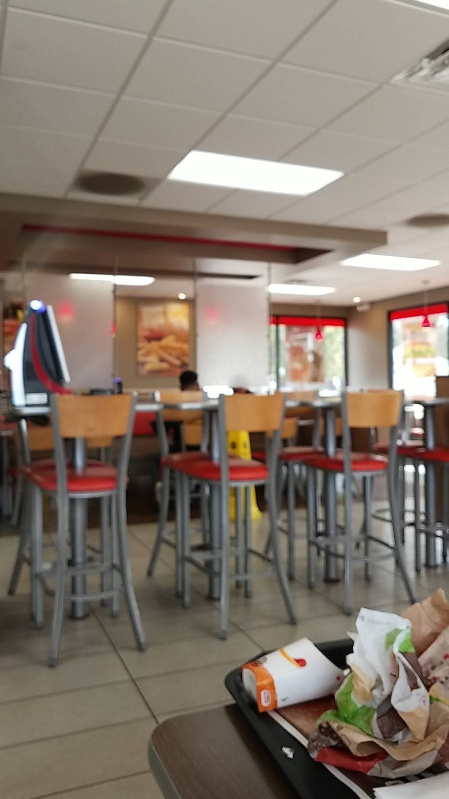 Burger King | restaurant | 1108 Yosemite Ave, Escalon, CA 95320, USA | 2098387302 OR +1 209-838-7302