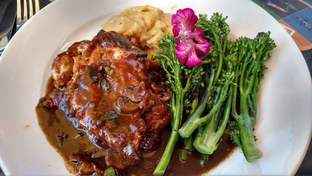 Iozzos Garden of Italy | restaurant | 946 S Meridian St, Indianapolis, IN 46225, USA | 3179741100 OR +1 317-974-1100