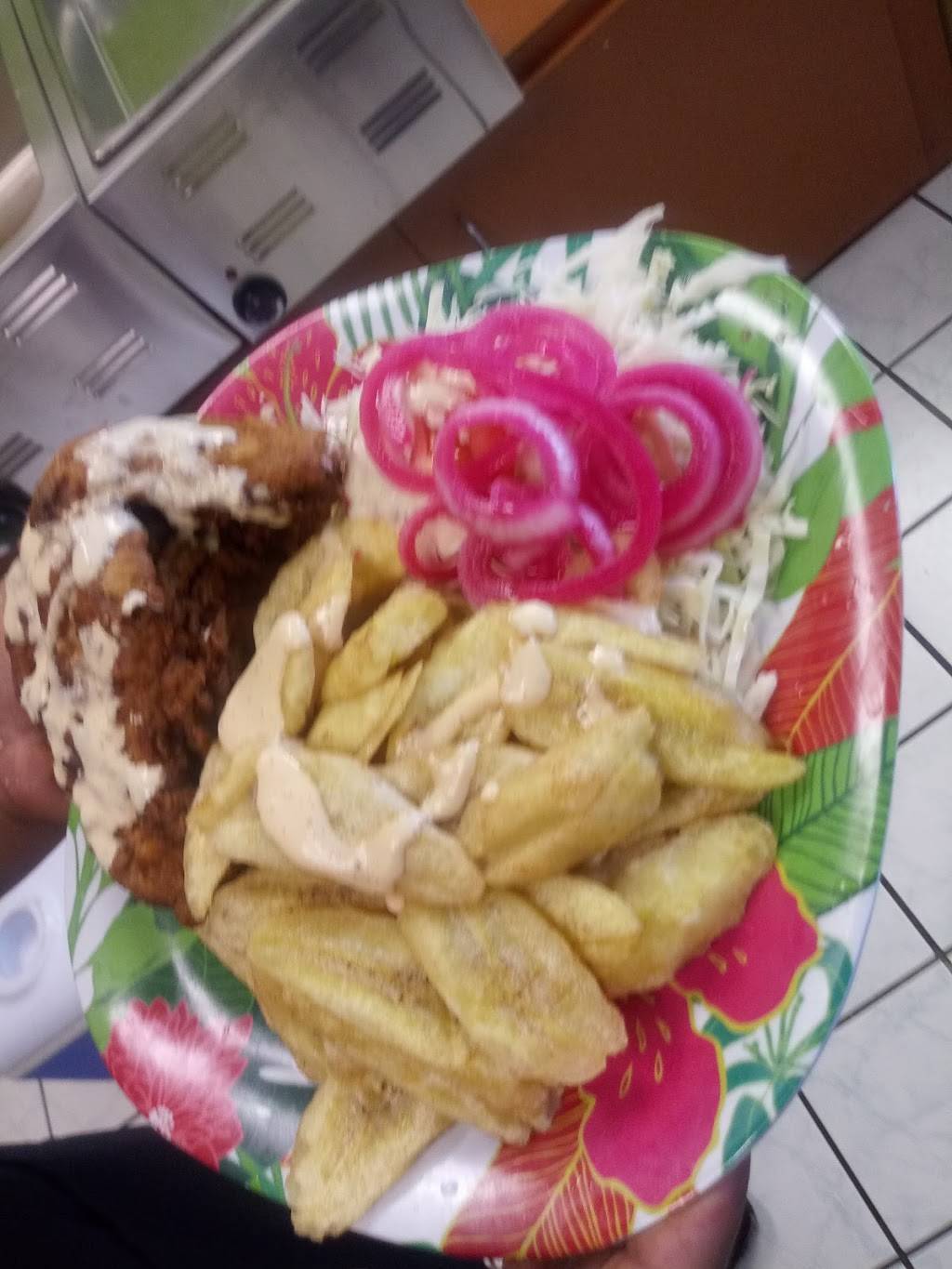 Merendero Las Isabeles | restaurant | 123 Northpoint Dr, Houston, TX 77060, USA | 8327239208 OR +1 832-723-9208