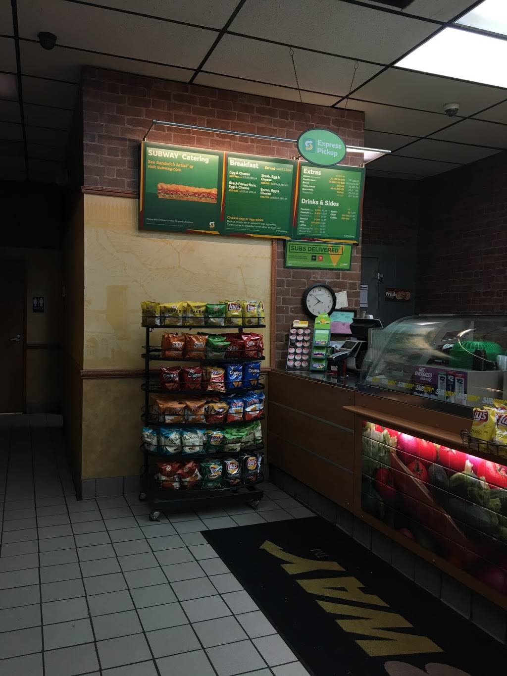 Subway | restaurant | 15861 Southfield Rd, Allen Park, MI 48101, USA | 3132947827 OR +1 313-294-7827