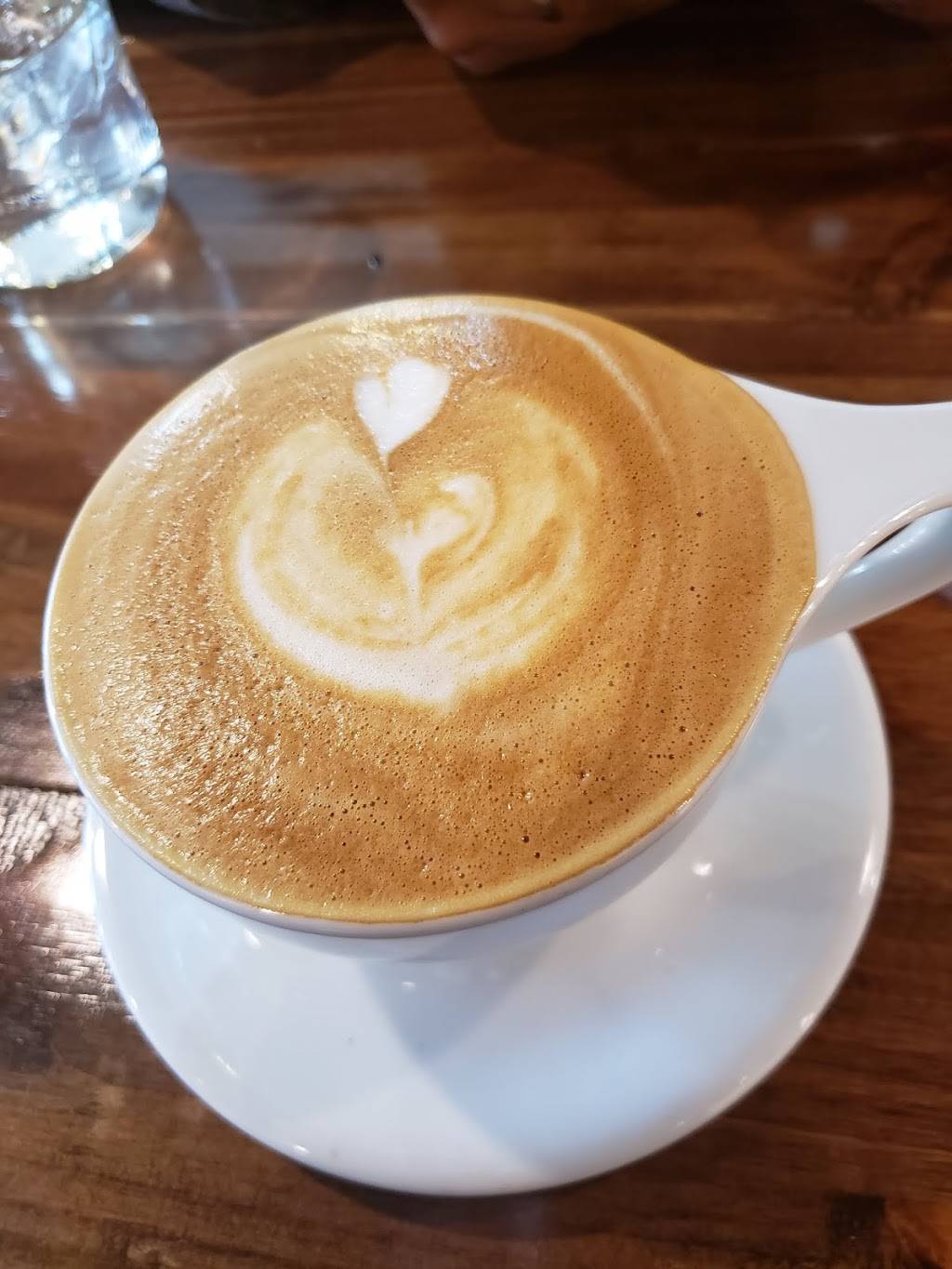 Belgium Waffle Haus | restaurant | 11211 Ventura Blvd #102, Studio City, CA 91604, USA | 8188537233 OR +1 818-853-7233