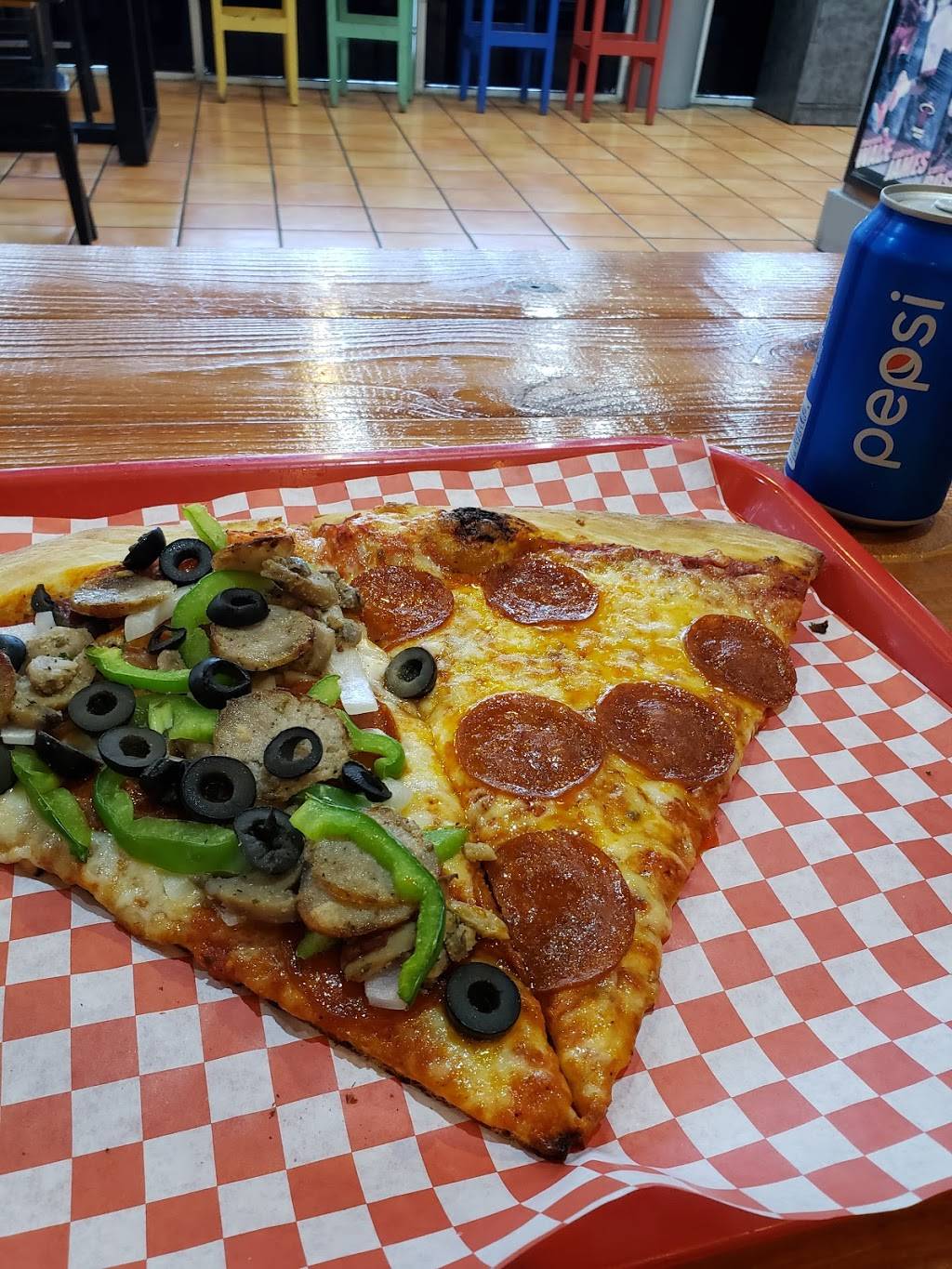 Pizza Scene | restaurant | 2360 W 68th St, Hialeah, FL 33016, USA | 3058280505 OR +1 305-828-0505