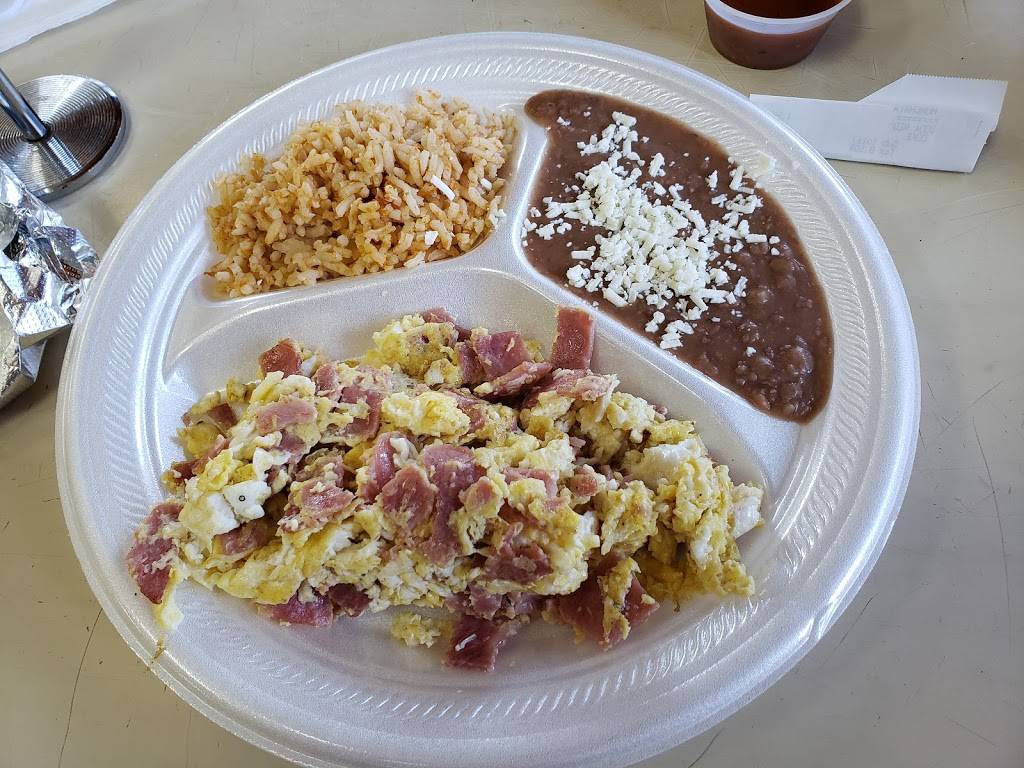 Mi Pueblito Mexican Restaurant | restaurant | 12824 Van Nuys Blvd, Pacoima, CA 91331, USA | 8188900300 OR +1 818-890-0300