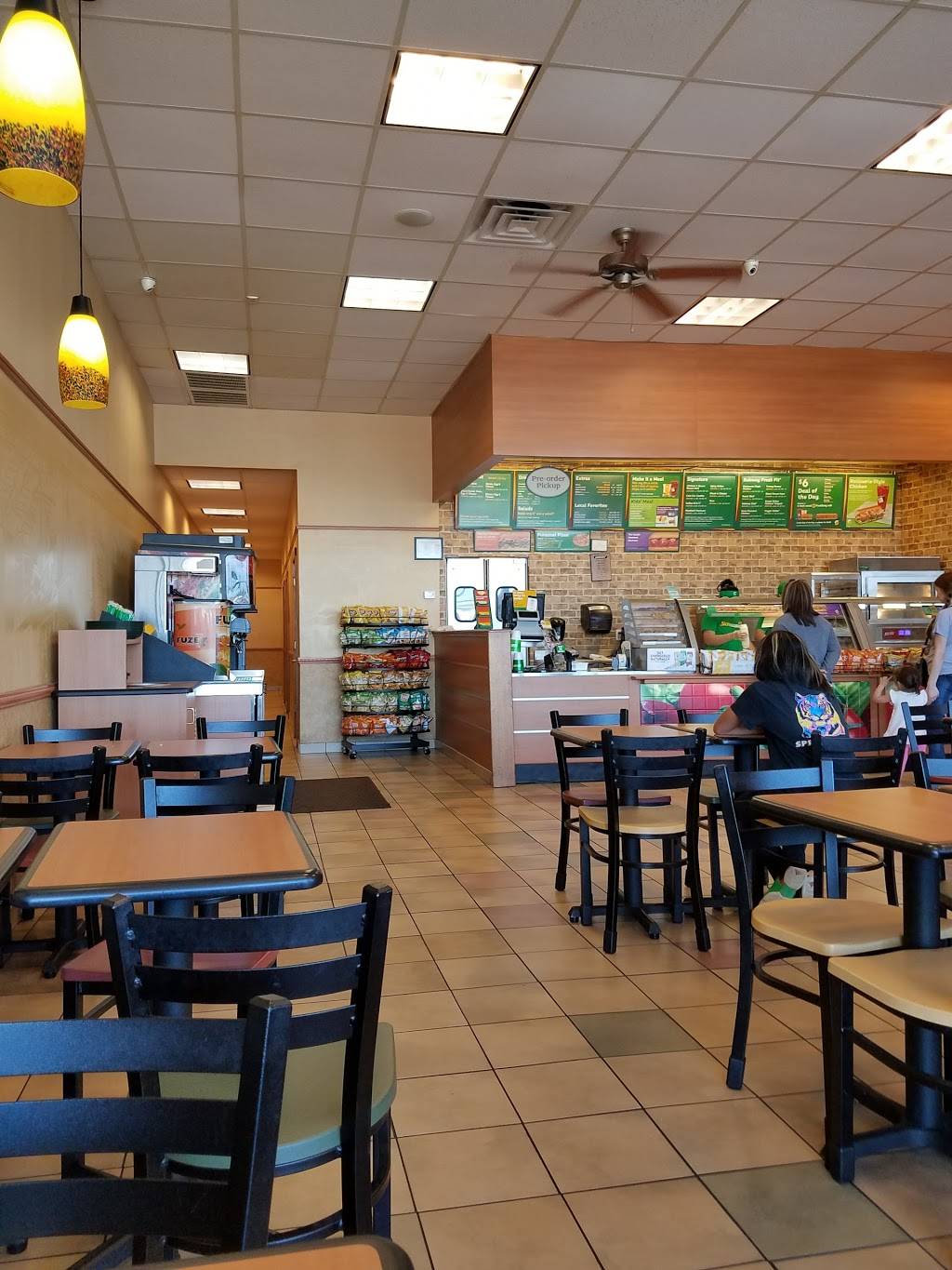 Subway Restaurants | restaurant | Northgate Shopping Center, 9300 N Lamar Blvd Suite B, Austin, TX 78753, USA | 5128362322 OR +1 512-836-2322