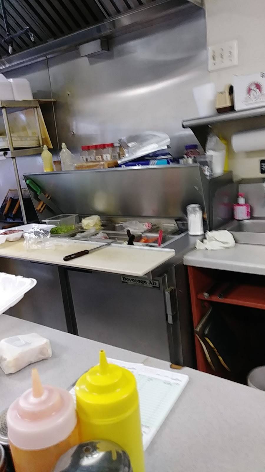 Skyline Restaurant | restaurant | 5655 Chew Ave, Philadelphia, PA 19138, USA | 2158490170 OR +1 215-849-0170