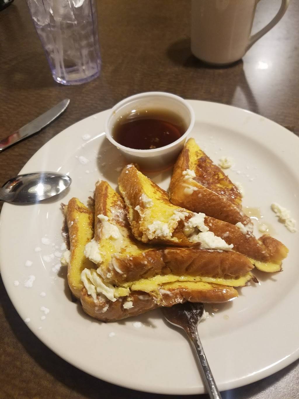 Eatn Park | restaurant | 500 Chippewa Town Center, Beaver Falls, PA 15010, USA | 7248477275 OR +1 724-847-7275