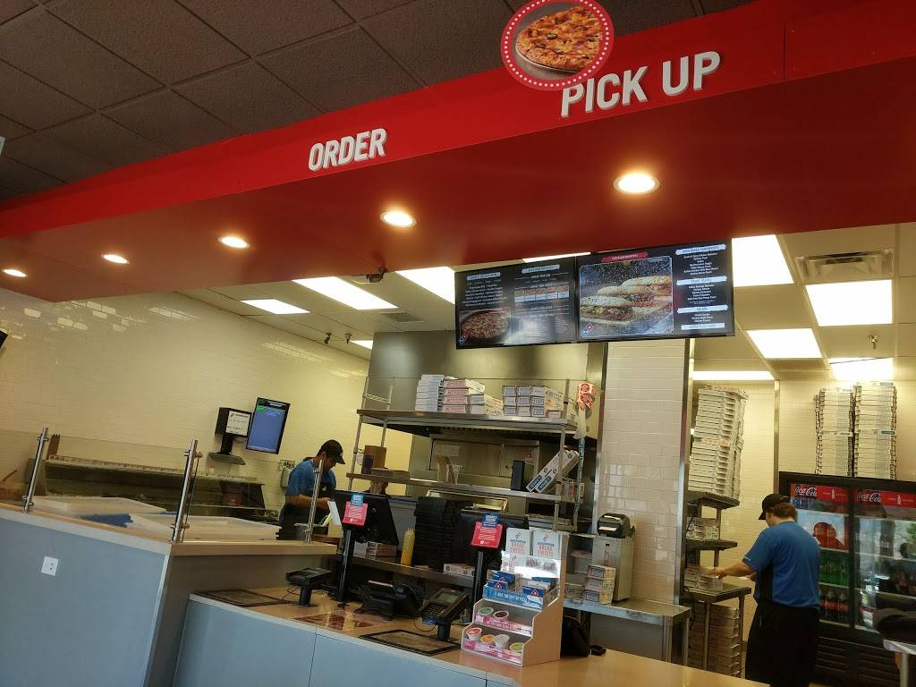 Dominos Pizza | meal delivery | 33982 Mission Trail Ste C, Wildomar, CA 92595, USA | 9516747766 OR +1 951-674-7766