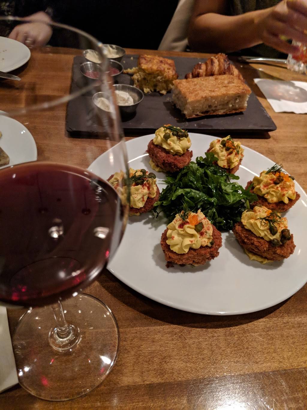 The Preston | restaurant | 212 N. Kingshighway Blvd, St. Louis, MO 63108, USA | 3146337800 OR +1 314-633-7800