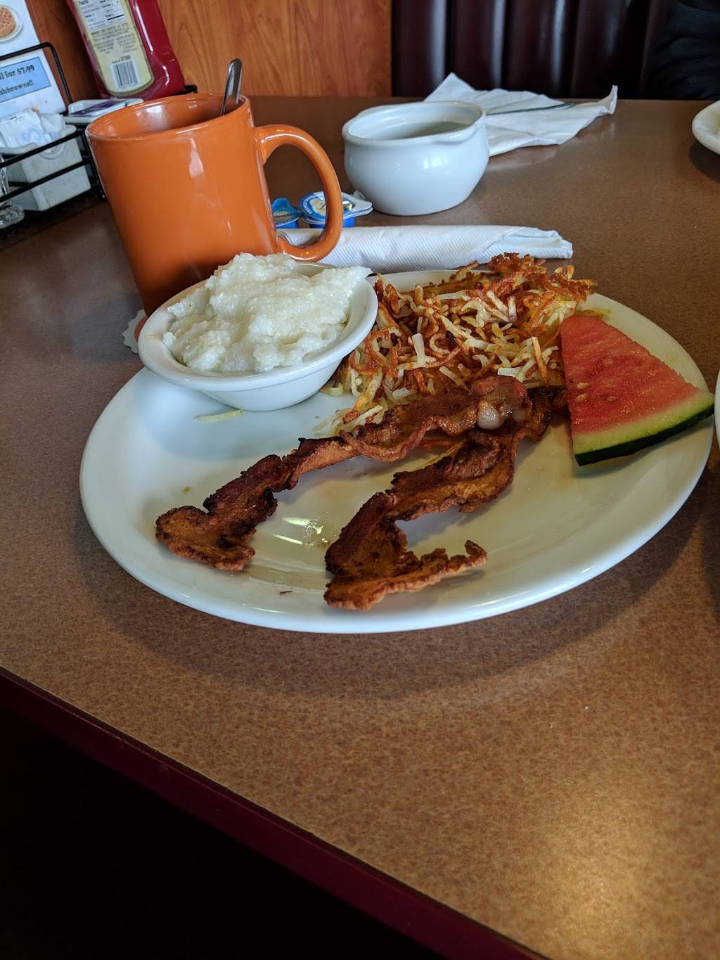 Yolk To Yolk | restaurant | 12501 Gulf Fwy, Houston, TX 77034, USA | 2819225552 OR +1 281-922-5552