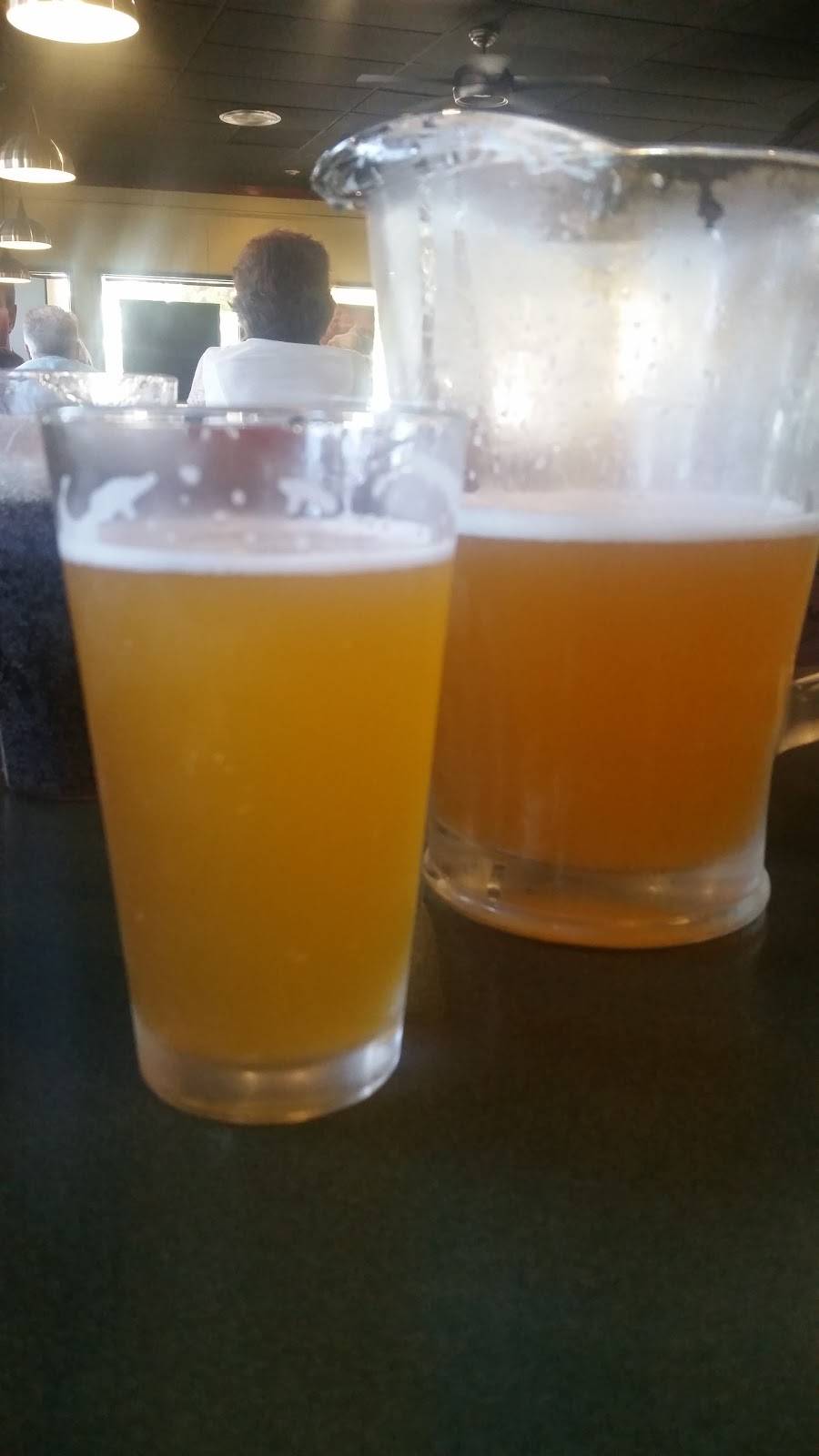 Round Table Pizza | meal delivery | 12881 Mountain Ave, Chino, CA 91710, USA | 9095919984 OR +1 909-591-9984