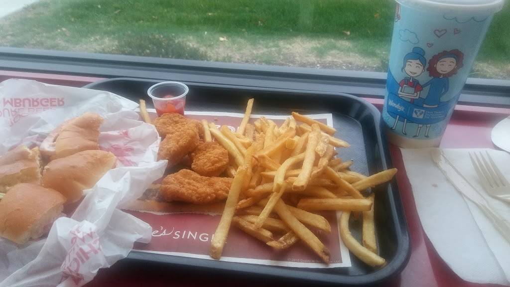 Wendys | restaurant | 1110 E State St, Rockford, IL 61104, USA | 8159621101 OR +1 815-962-1101