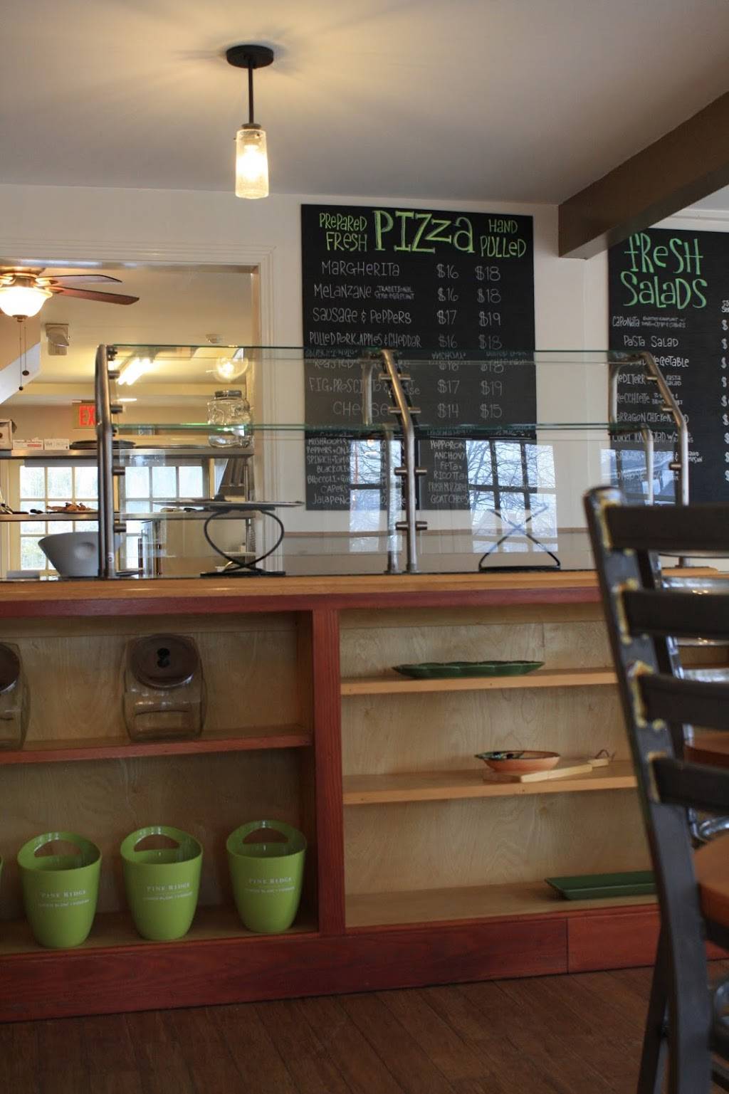 The Talkative Pig | restaurant | 2642 Main St, South Chatham, MA 02659, USA | 5084305211 OR +1 508-430-5211