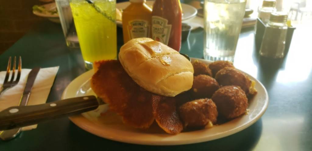 Depot Bar & Grill | restaurant | 311 Heritage Pl, Faribault, MN 55021, USA | 5073322825 OR +1 507-332-2825