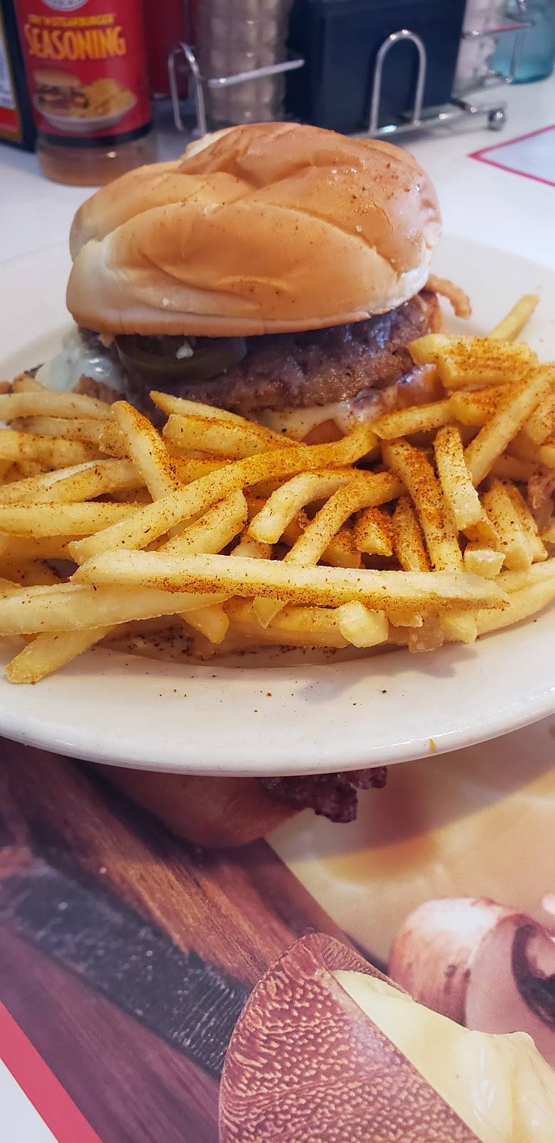 Steak n Shake | restaurant | 3004 Clark Ln, Columbia, MO 65202, USA | 5738868535 OR +1 573-886-8535