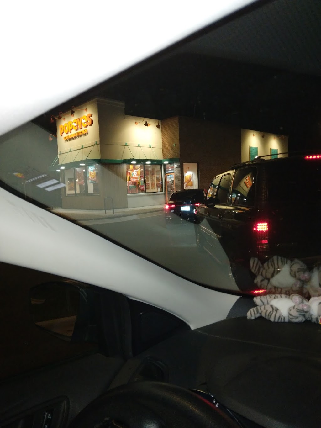 Popeyes Louisiana Kitchen | restaurant | 3700 N Monroe St, Tallahassee, FL 32303, USA | 8503918199 OR +1 850-391-8199