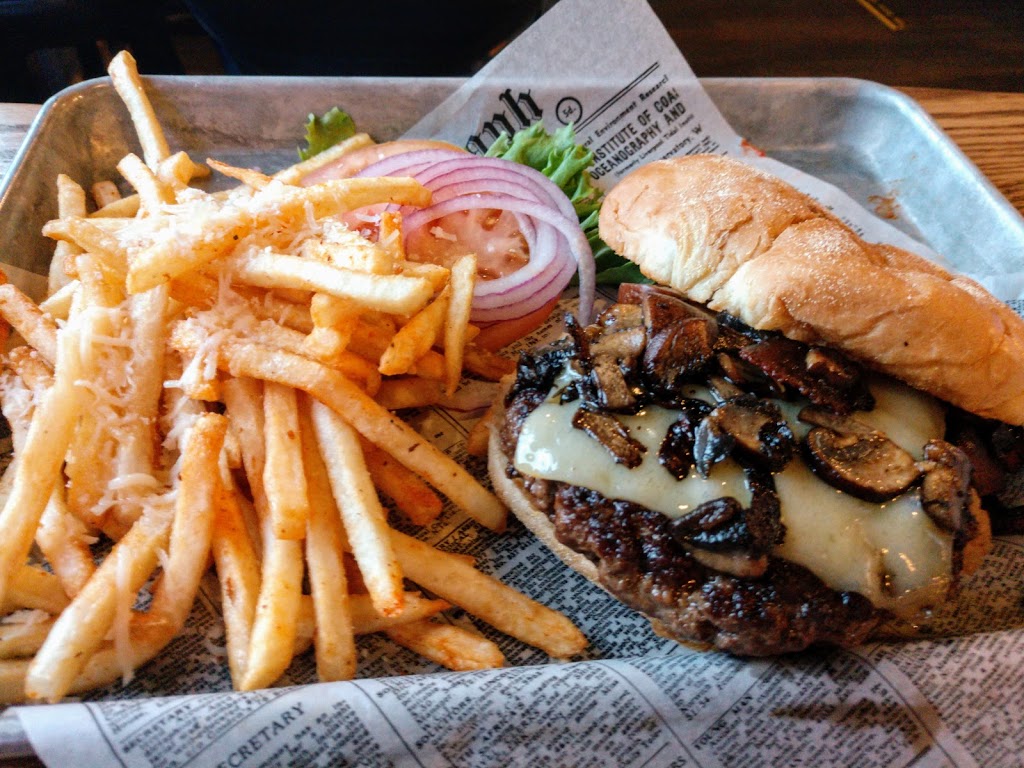 The Twisted {air | restaurant | 1504 County Rd A, Adell, WI 53001, USA | 2624772017 OR +1 262-477-2017