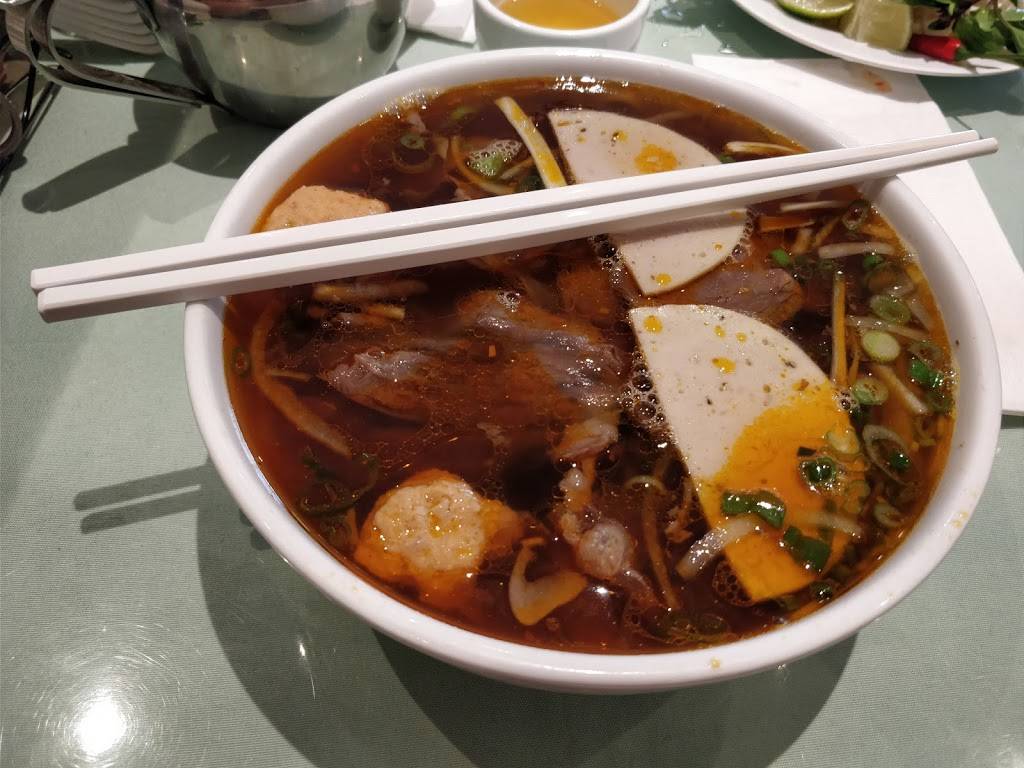 Kanata Noodle House | restaurant | 500 Hazeldean Rd, Kanata, ON K2L 2B5, Canada | 6138311121 OR +1 613-831-1121