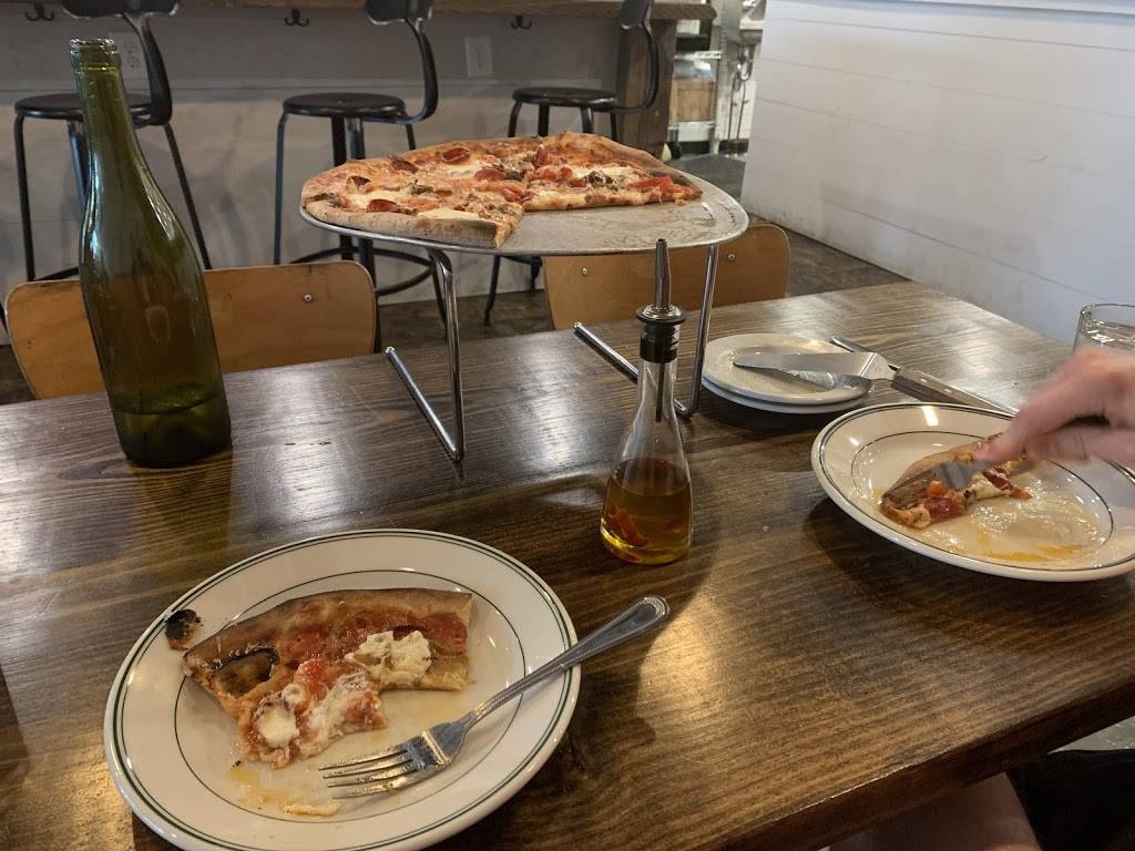 Coastal Crust | restaurant | 1250 SC-124, Greenville, SC 29611, USA | 8644128501 OR +1 864-412-8501