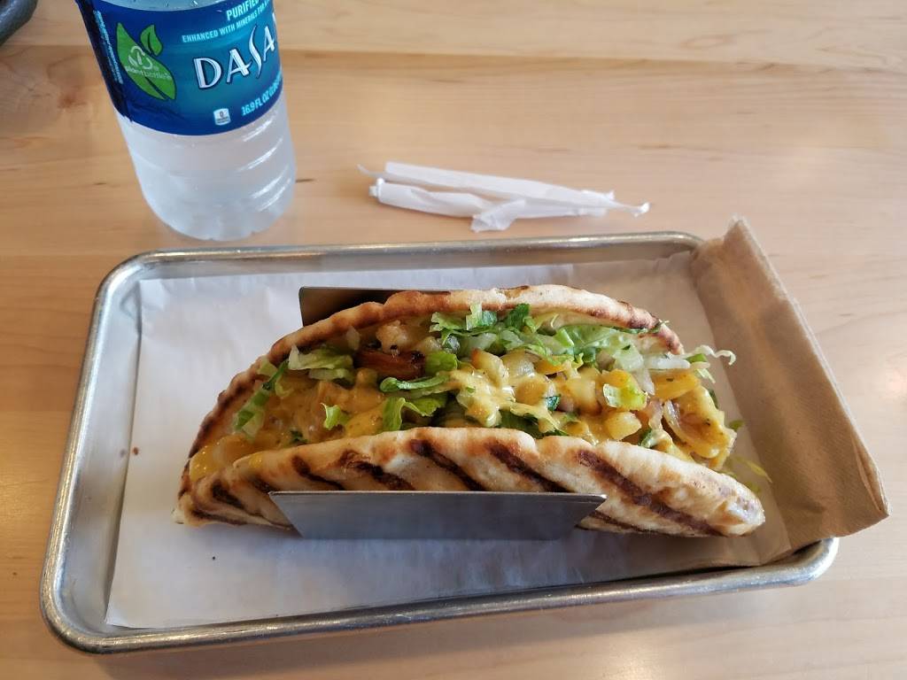 Tropical Smoothie Cafe | restaurant | 1566 Alton Pkwy, Irvine, CA 92618, USA | 9494500235 OR +1 949-450-0235