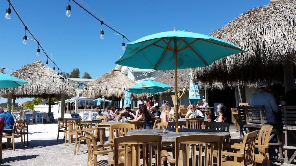 Gulf Drive Cafe | restaurant | 900 Gulf Dr N, Bradenton Beach, FL 34217, USA | 9417781919 OR +1 941-778-1919