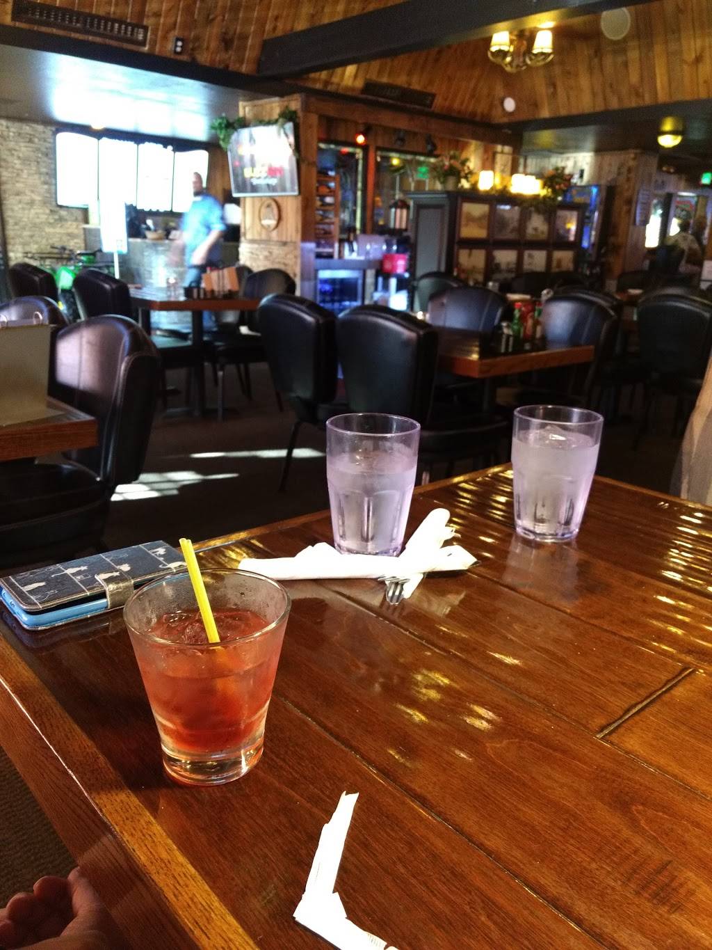 Buzz Inn Steakhouse | night club | 3121 Broadway, Everett, WA 98201, USA | 4252591972 OR +1 425-259-1972