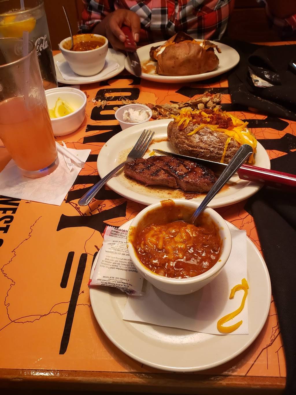 Texas Roadhouse | restaurant | 24020 Southwest Fwy, Rosenberg, TX 77471, USA | 2813417427 OR +1 281-341-7427