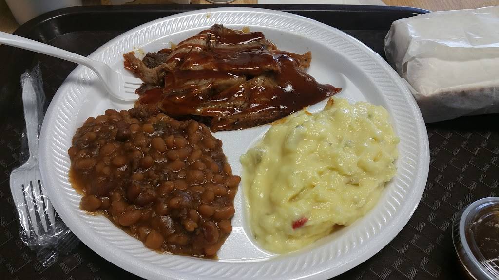 Nash BBQ | restaurant | 1203 Courtyard Cir, Decatur, AL 35603, USA | 2562600512 OR +1 256-260-0512