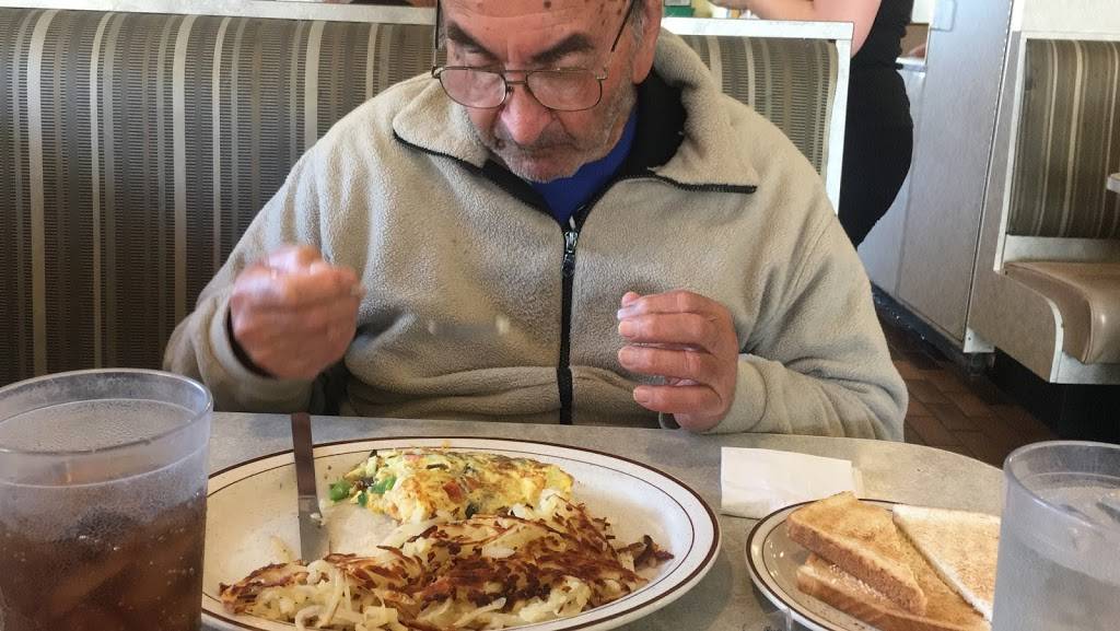 The Village Palace | restaurant | 4170 Orchard Lake Rd, West Bloomfield Township, MI 48323, USA | 2486823400 OR +1 248-682-3400