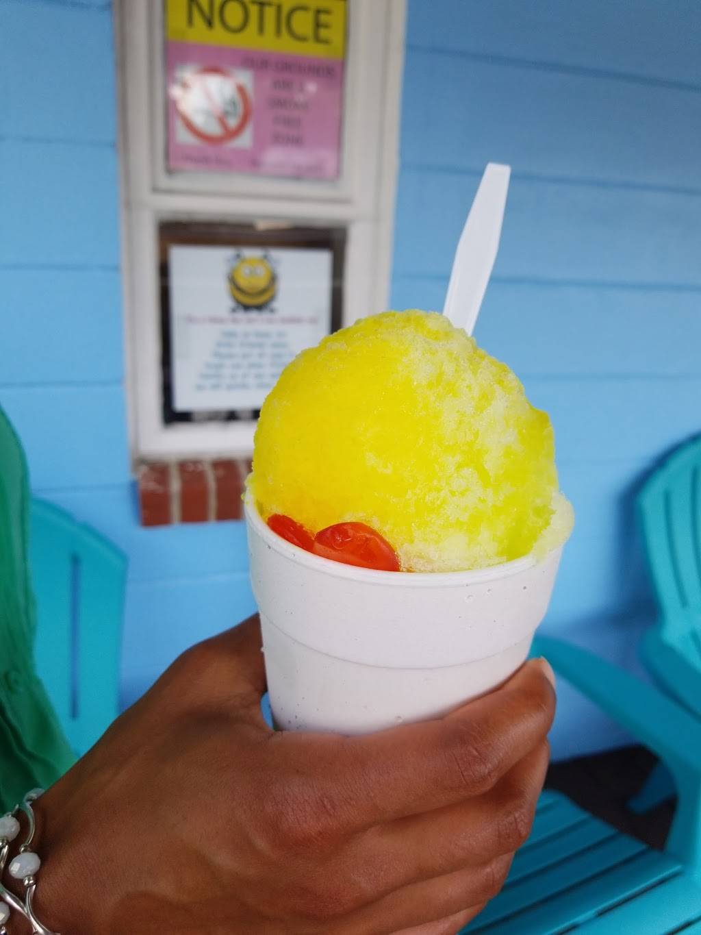 Pelicans Snoballs (West Ashley) | meal takeaway | 1723 Ashley River Rd, Charleston, SC 29407, USA | 8432917343 OR +1 843-291-7343