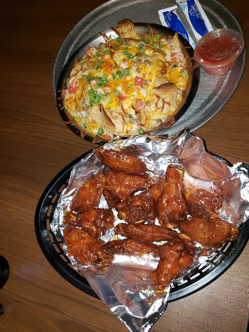 The Avenue Tavern & Grille | restaurant | 4041 Pleasant Ave, Hamilton, OH 45015, USA | 5138575959 OR +1 513-857-5959