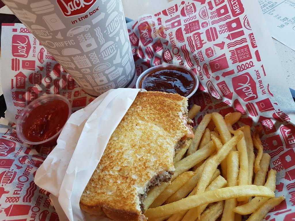 Jack in the Box | restaurant | 2015 Birch Rd Ste 2700, Chula Vista, CA 91915, USA | 6194213078 OR +1 619-421-3078