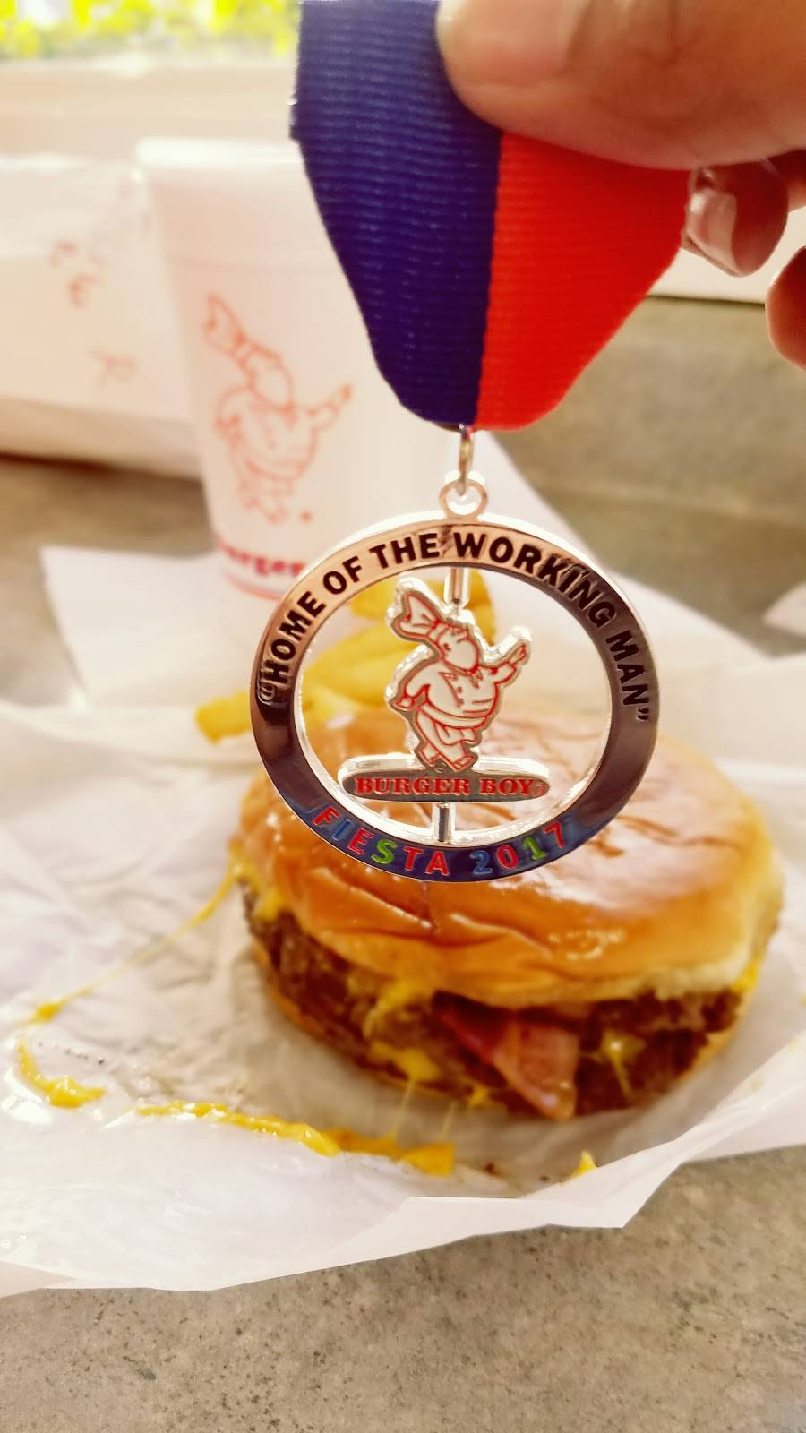 Burger Boy | restaurant | 2323 N St Marys St, San Antonio, TX 78212, USA | 2107351955 OR +1 210-735-1955