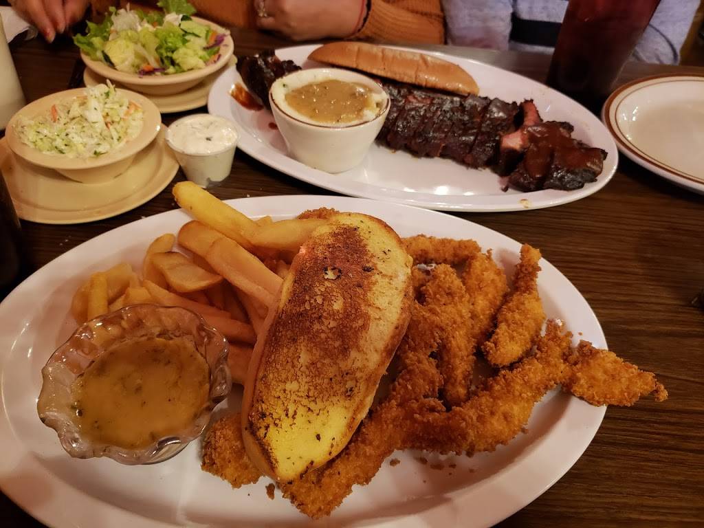 Chris & Pitts BBQ Restaurant | restaurant | 9243 Lakewood Blvd, Downey, CA 90240, USA | 5628699069 OR +1 562-869-9069