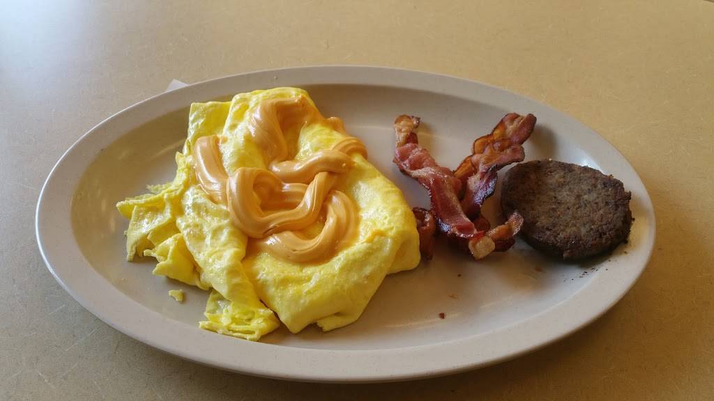 Tudors Biscuit World | restaurant | 1521 Johnson Ave, Bridgeport, WV 26330, USA | 3048429114 OR +1 304-842-9114