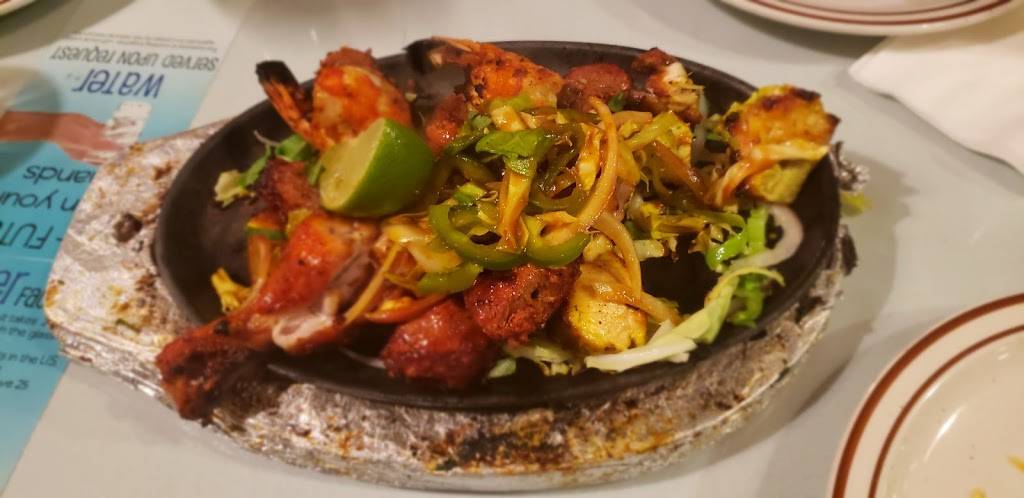 Paolis Italian Country Kitchen | restaurant | 40821 Village Dr, Big Bear Lake, CA 92315, USA | 9098662020 OR +1 909-866-2020