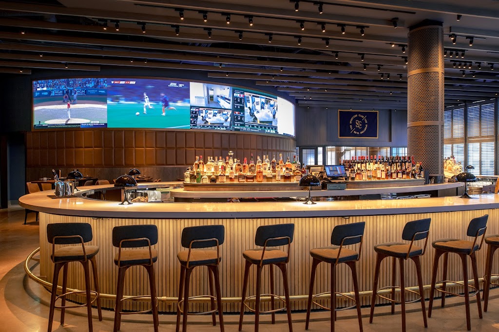 The Sporting Club | restaurant | 450 Summer St, Boston, MA 02210, USA | 6174766664 OR +1 617-476-6664