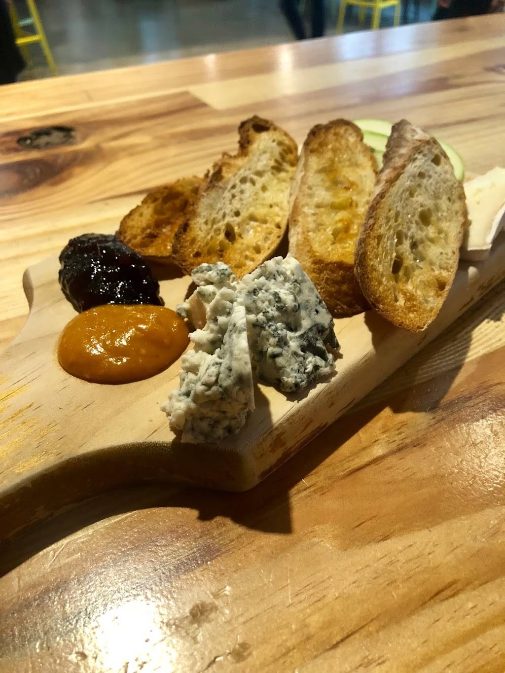 Frying Pan Brooklyn | restaurant | 51 35th St, Brooklyn, NY 11232, USA | 6467081814 OR +1 646-708-1814