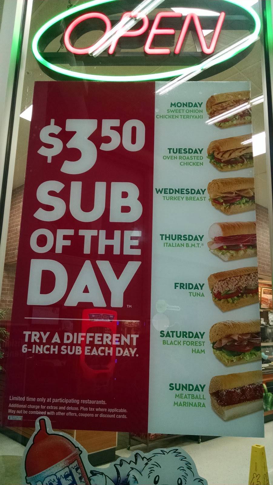 Subway | meal takeaway | 200 Marketplace Dr, Richland, MS 39218, USA | 6014204008 OR +1 601-420-4008