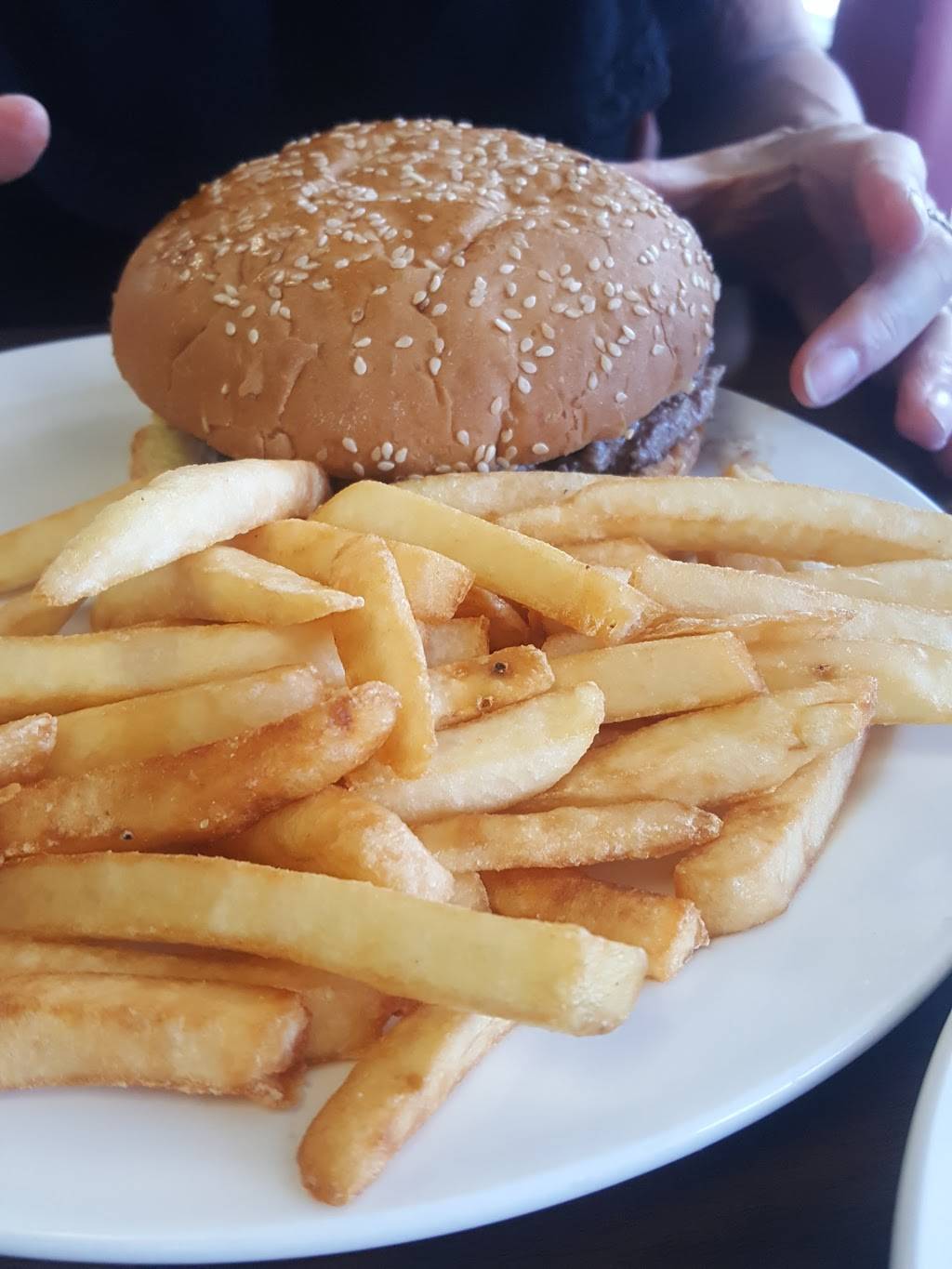 Eves Family Restaurant | restaurant | 3150 Tampa Rd, Oldsmar, FL 34677, USA | 7277876886 OR +1 727-787-6886